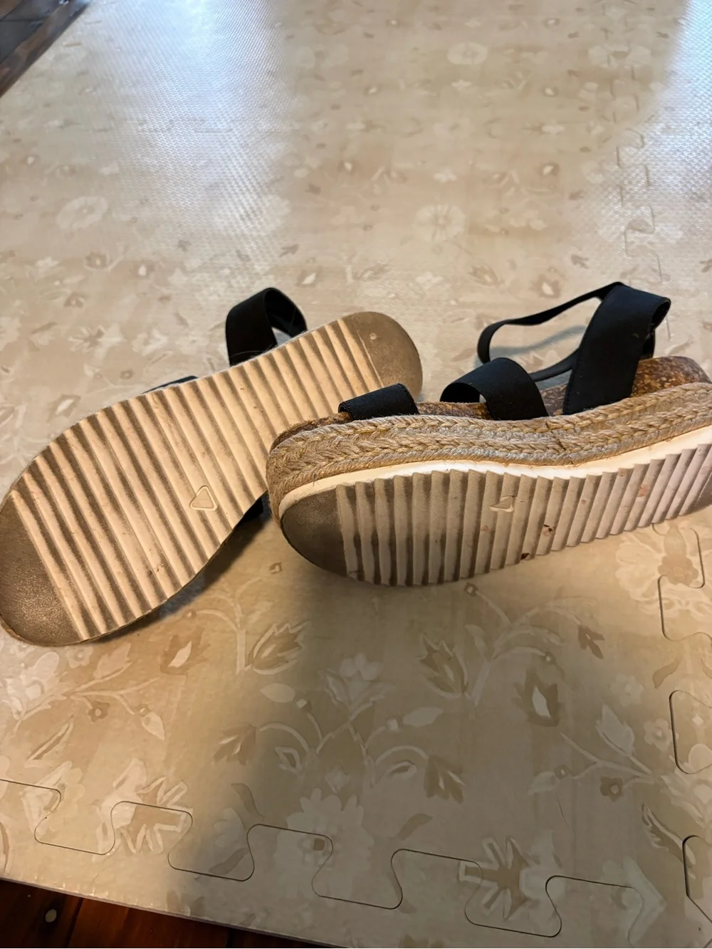 Steve Madden Black Elastic Espadrille Platform Sandals
